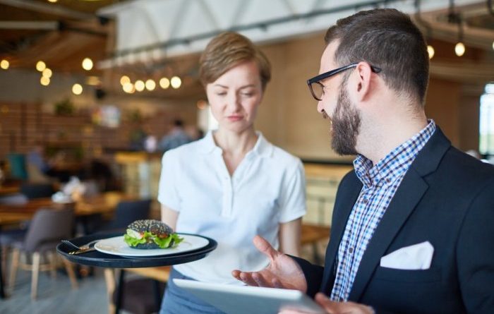 Jak przygotować budżet na obsługę kulinarną eventu firmowego